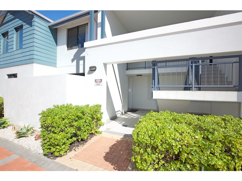 21/206 Mary Street, Halls Head WA 6210