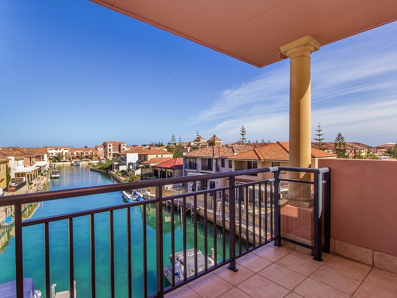 1/5 Westview Parade, Wannanup WA 6210