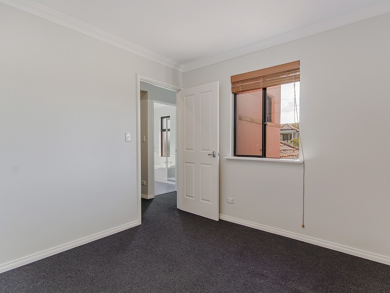 1/5 Westview Parade, Wannanup WA 6210