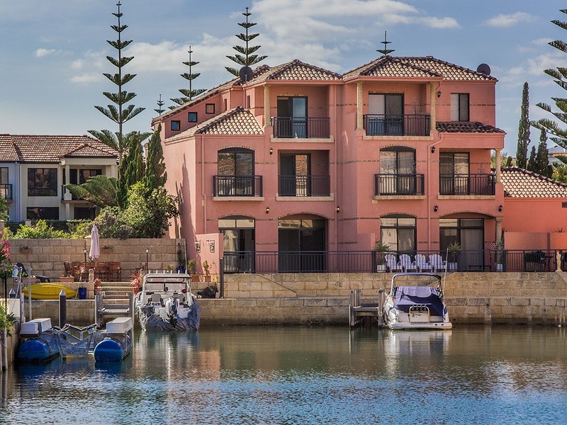 1/5 Westview Parade, Wannanup WA 6210