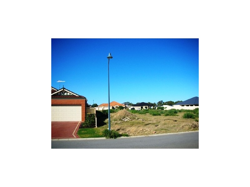 16  TAMAR BREAK, Madora Bay WA 6210