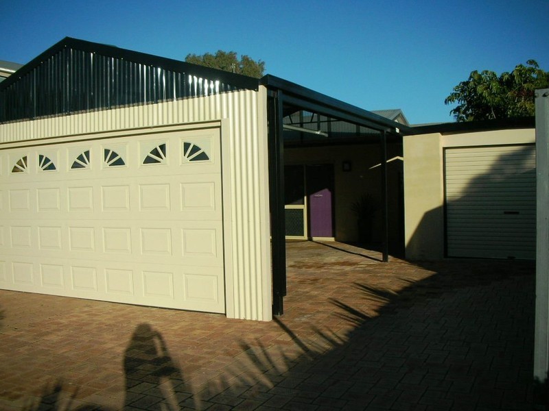 27 MARANEL STREET, Falcon WA 6210