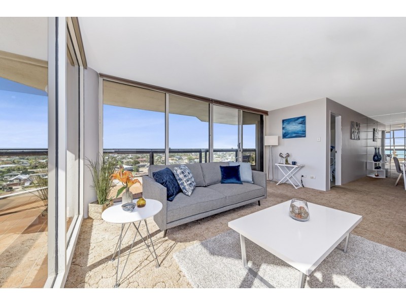 34/6A Valley Road, Halls Head WA 6210