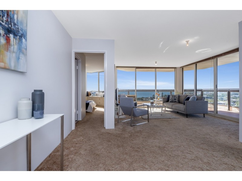 34/6A Valley Road, Halls Head WA 6210