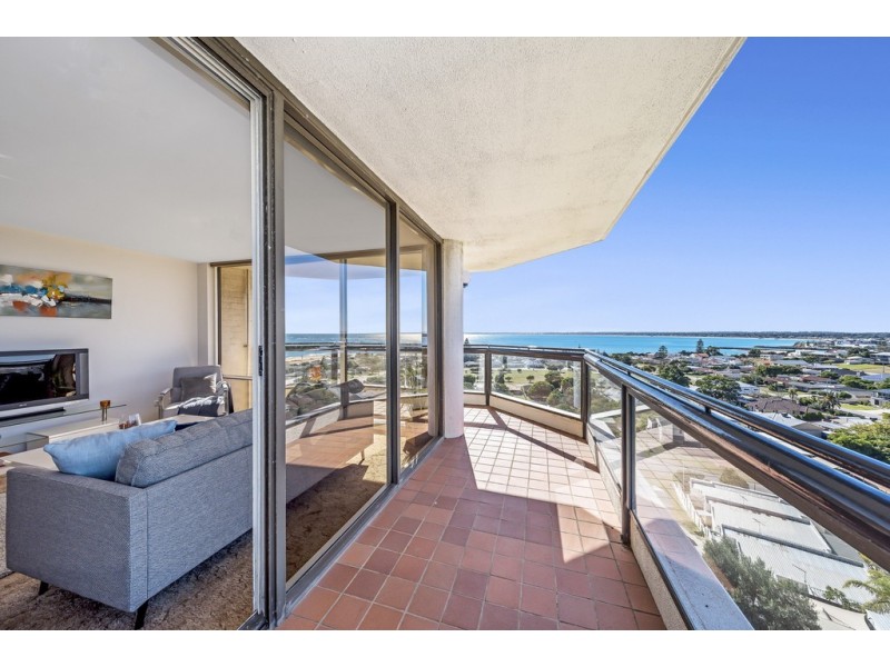 34/6A Valley Road, Halls Head WA 6210