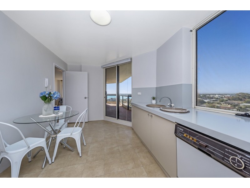 34/6A Valley Road, Halls Head WA 6210