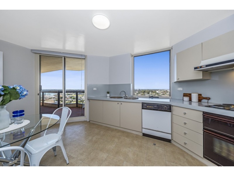 34/6A Valley Road, Halls Head WA 6210