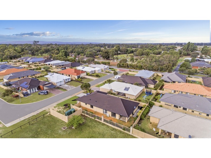 36 CORNISH WAY, Pinjarra WA 6208