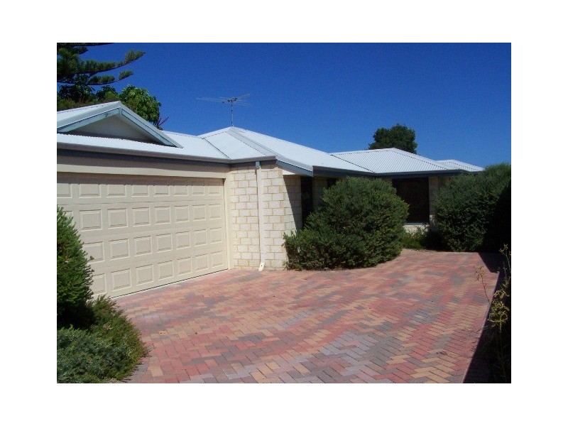 4C Hobley Street, Mandurah WA 6210