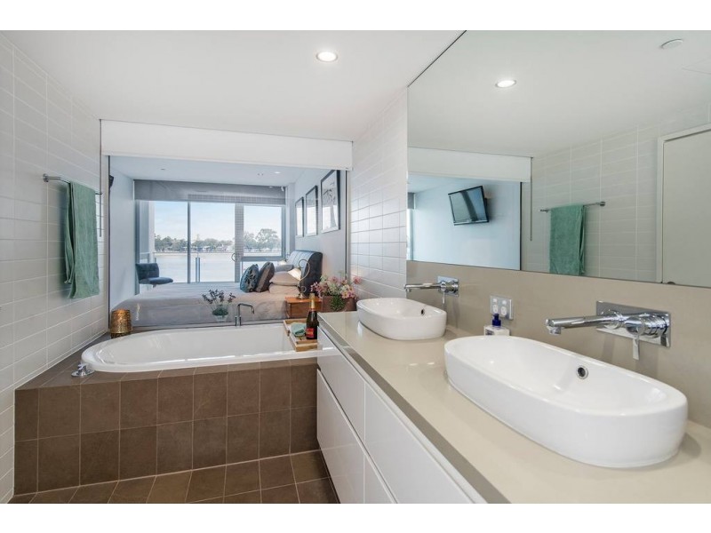 103/3 Marco Polo Drive, Mandurah WA 6210