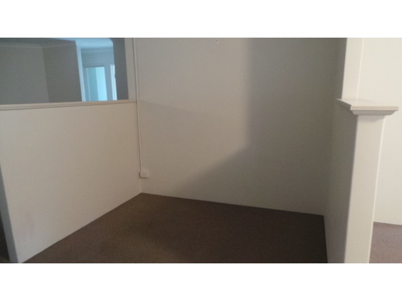 1/6 Dory Close, Halls Head WA 6210