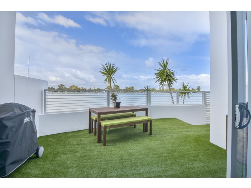 Unit 103/ 3 Marco Polo Drive, Mandurah WA 6210