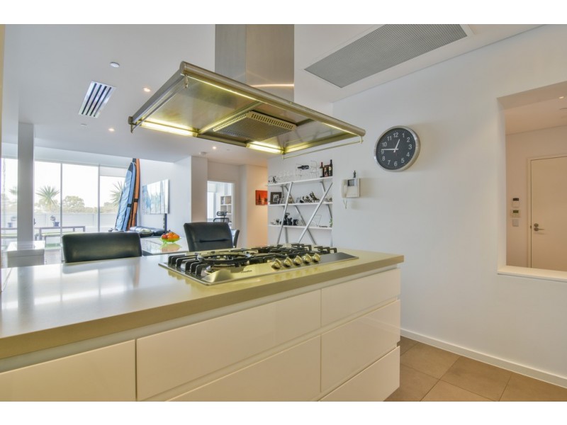 Unit 103/ 3 Marco Polo Drive, Mandurah WA 6210