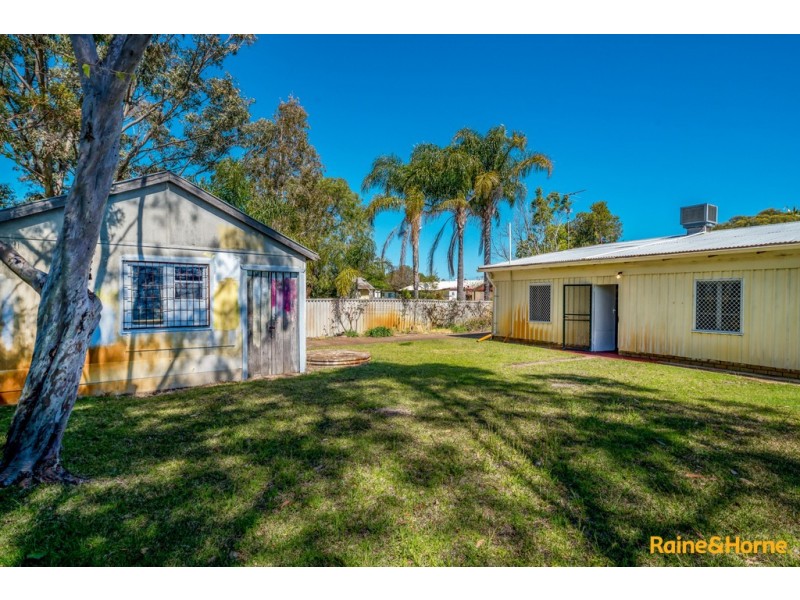 58 CONGDON AVENUE, Pinjarra WA 6208