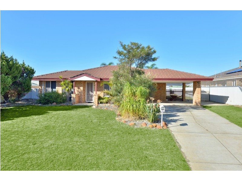 22 Floribunda Avenue, Halls Head WA 6210