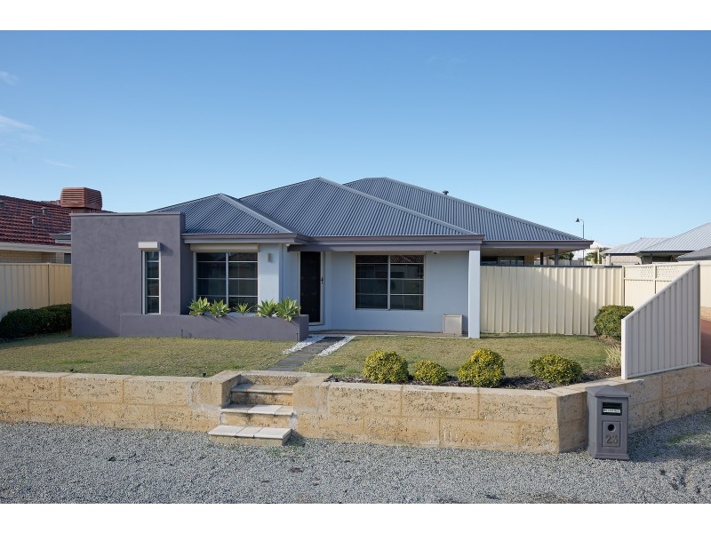23 Rayner Promenade, Lakelands WA 6180