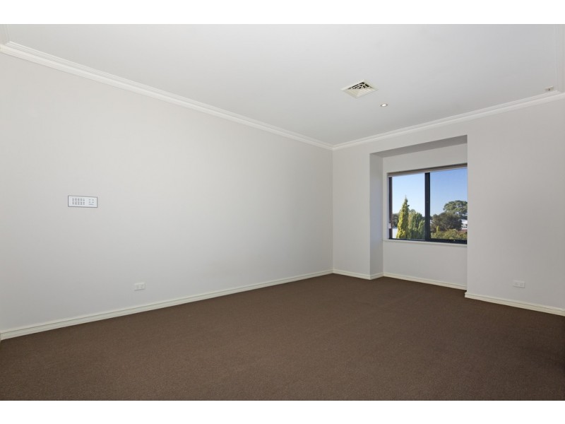 74B Ormsby Terrace, Mandurah WA 6210