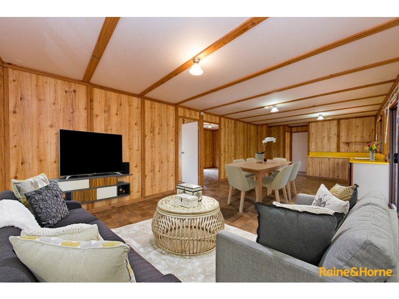 4 FORREST GROVE, Preston Beach WA 6215