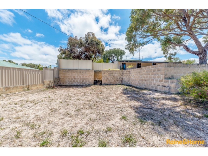 4 FORREST GROVE, Preston Beach WA 6215