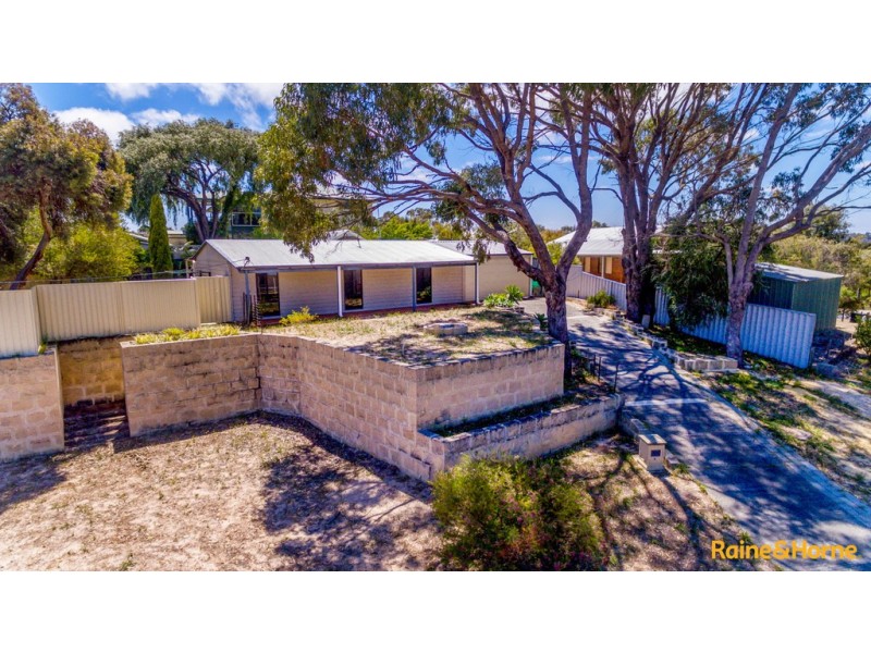 4 FORREST GROVE, Preston Beach WA 6215