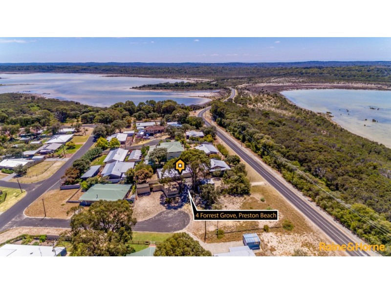 4 FORREST GROVE, Preston Beach WA 6215