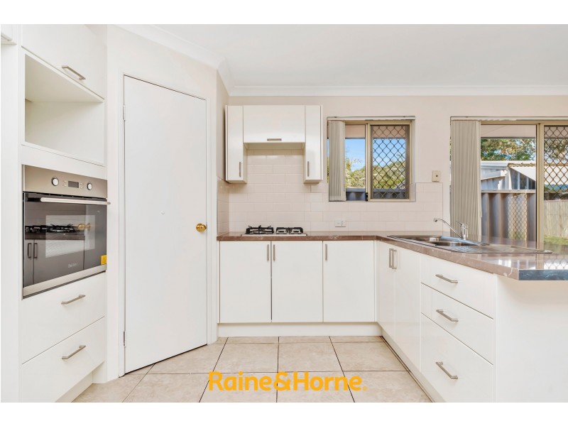 10 PERIDA WAY, Greenfields WA 6210