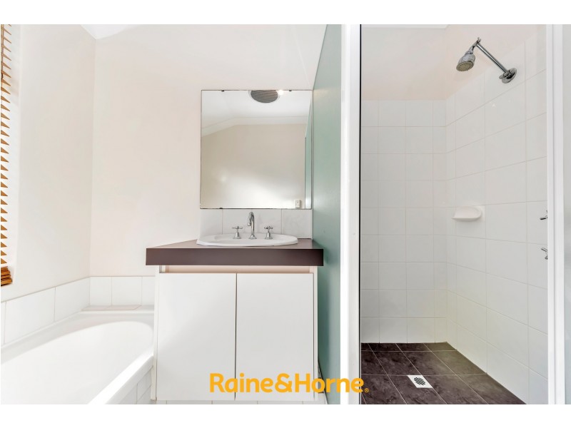 10 PERIDA WAY, Greenfields WA 6210