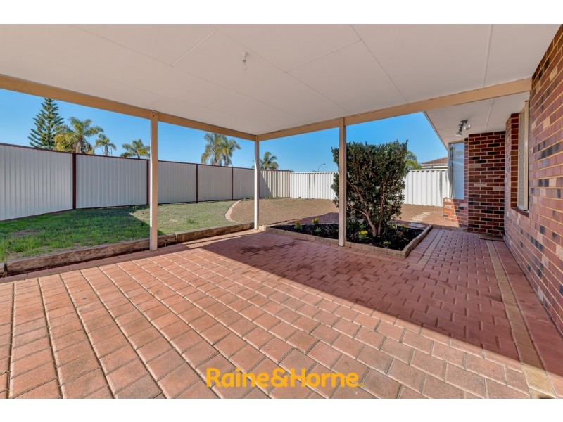 10 PERIDA WAY, Greenfields WA 6210