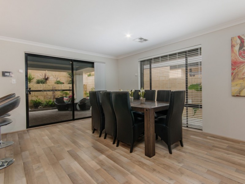 9 Bush View, Wannanup WA 6210