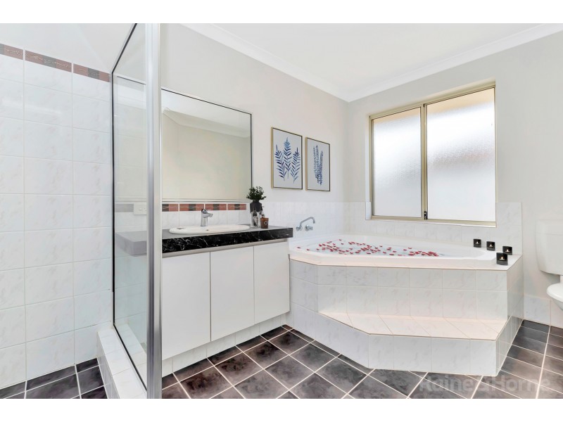 60 SUNSET CIRCLE, Pinjarra WA 6208