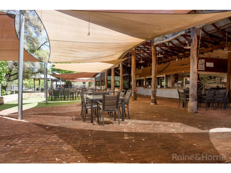 60 SUNSET CIRCLE, Pinjarra WA 6208