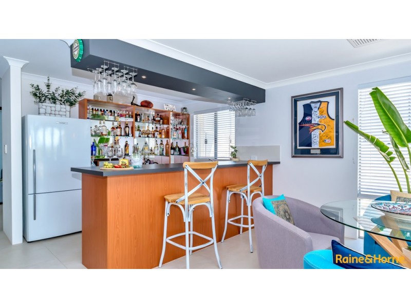 32 ACEROSA BOULEVARD, Halls Head WA 6210