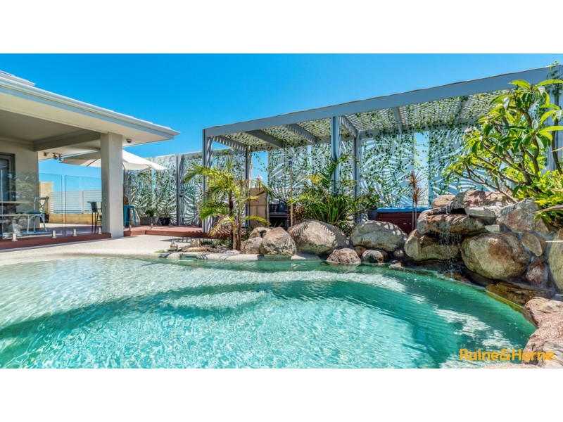 32 ACEROSA BOULEVARD, Halls Head WA 6210