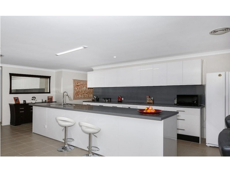 2 Jollup Way, Ravenswood WA 6208