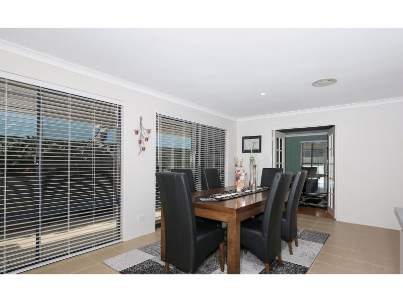 2 Jollup Way, Ravenswood WA 6208