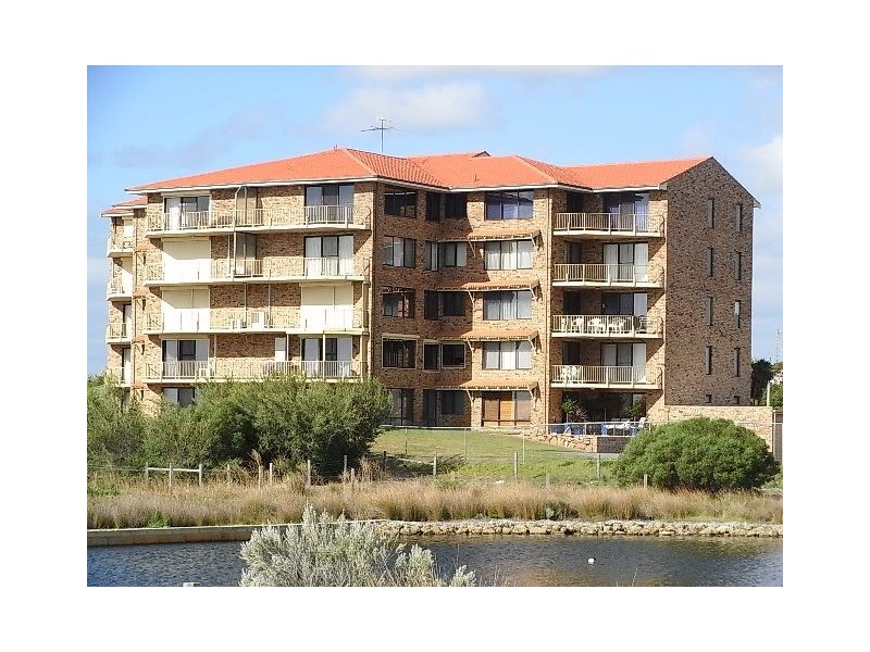 2/78 Ormsby Terrace, Mandurah WA 6210