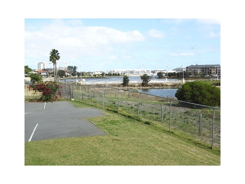 2/78 Ormsby Terrace, Mandurah WA 6210