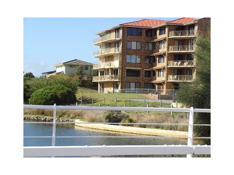 2/78 Ormsby Terrace, Mandurah WA 6210