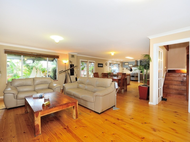 1A Chepstow Drive, Mandurah WA 6210