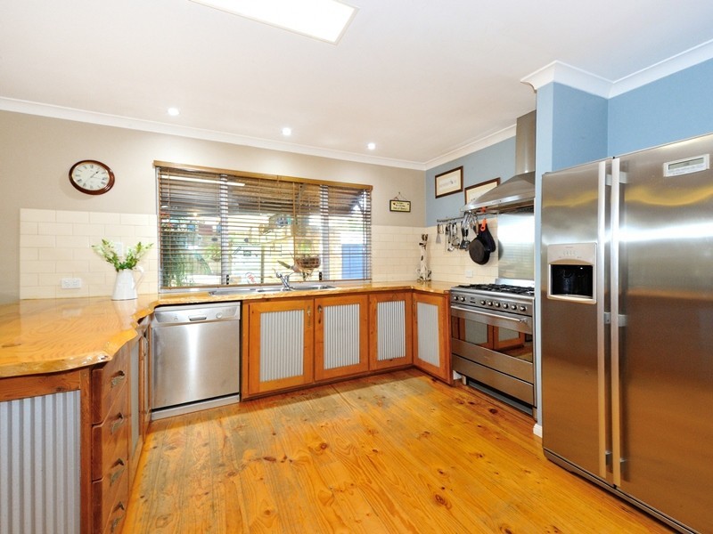 1A Chepstow Drive, Mandurah WA 6210