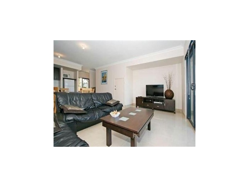 21/19 San Marco Quays, Halls Head WA 6210