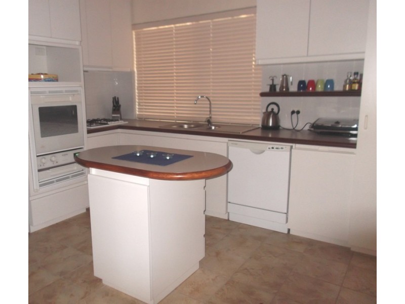 9 Haven Court, Silver Sands WA 6210