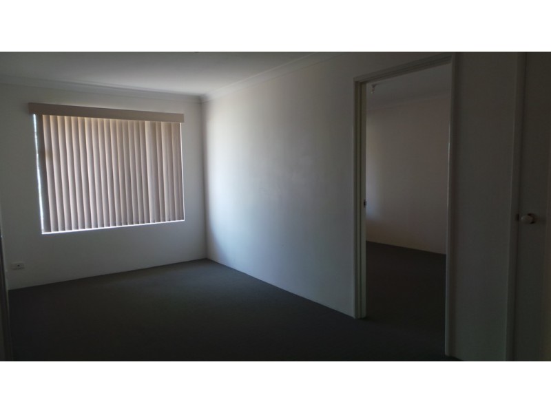 166 Oakmont Avenue, Meadow Springs WA 6210