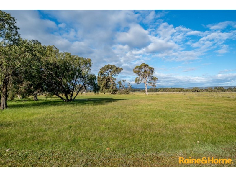 9 FELICIA DRIVE, Pinjarra WA 6208