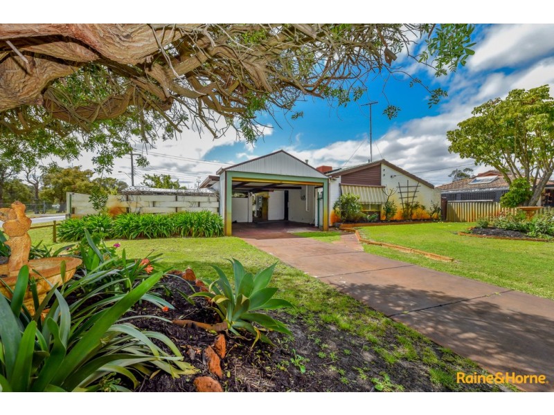 1 KINGIA PLACE, Pinjarra WA 6208