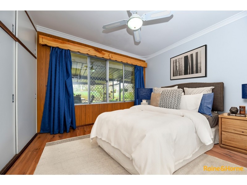 1 KINGIA PLACE, Pinjarra WA 6208