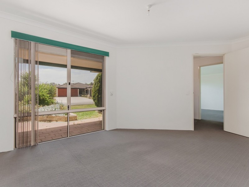 166 Oakmont Avenue, Meadow Springs WA 6210