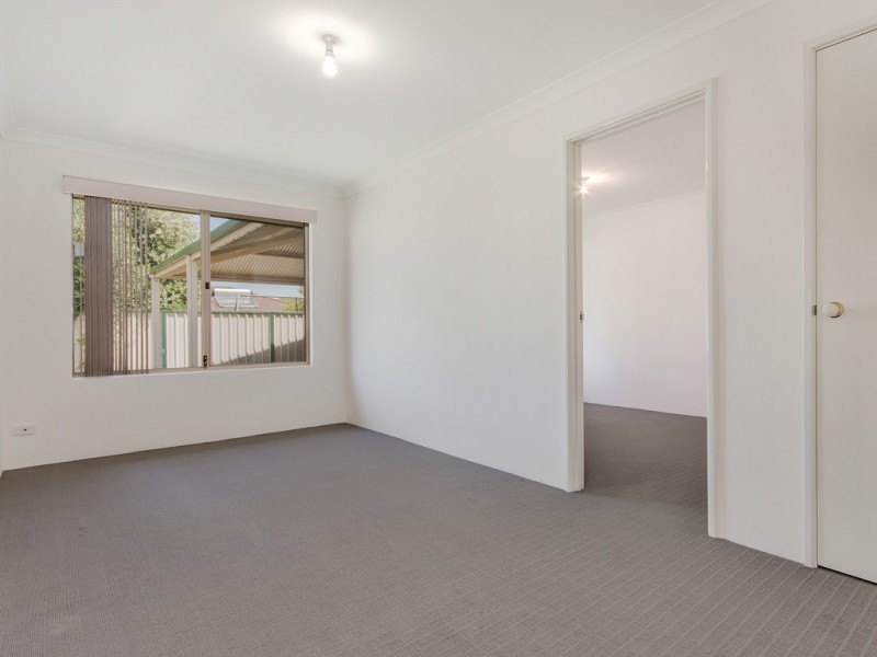 166 Oakmont Avenue, Meadow Springs WA 6210