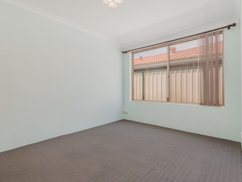 166 Oakmont Avenue, Meadow Springs WA 6210