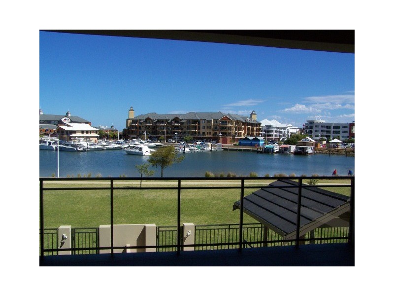 6/48 Ormsby Tce, Mandurah WA 6210